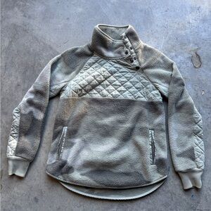 Abercrombie and Fitch Fleece Pull Over